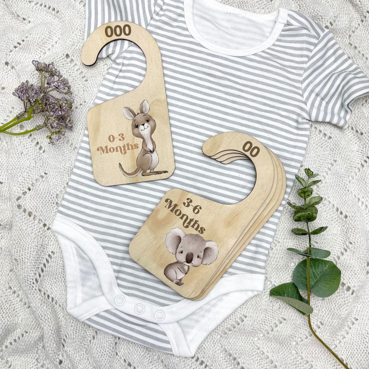 Nursery clothes dividers, baby clothing organiser, Aussie Animals, koala, kangaroo, kookaburra