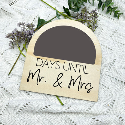 Days until Mr & Mrs wedding Chalkboard Countdown, wedding gift, days to wedding sign, days until mr mrs, days to wedding, days until wedding