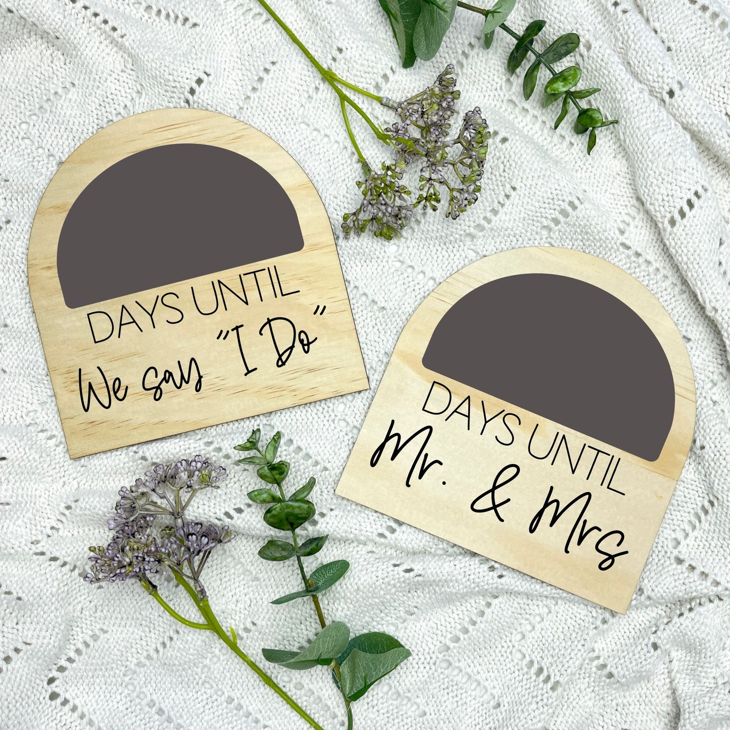 Days until Mr & Mrs wedding Chalkboard Countdown, wedding gift, days to wedding sign, days until mr mrs, days to wedding, days until wedding