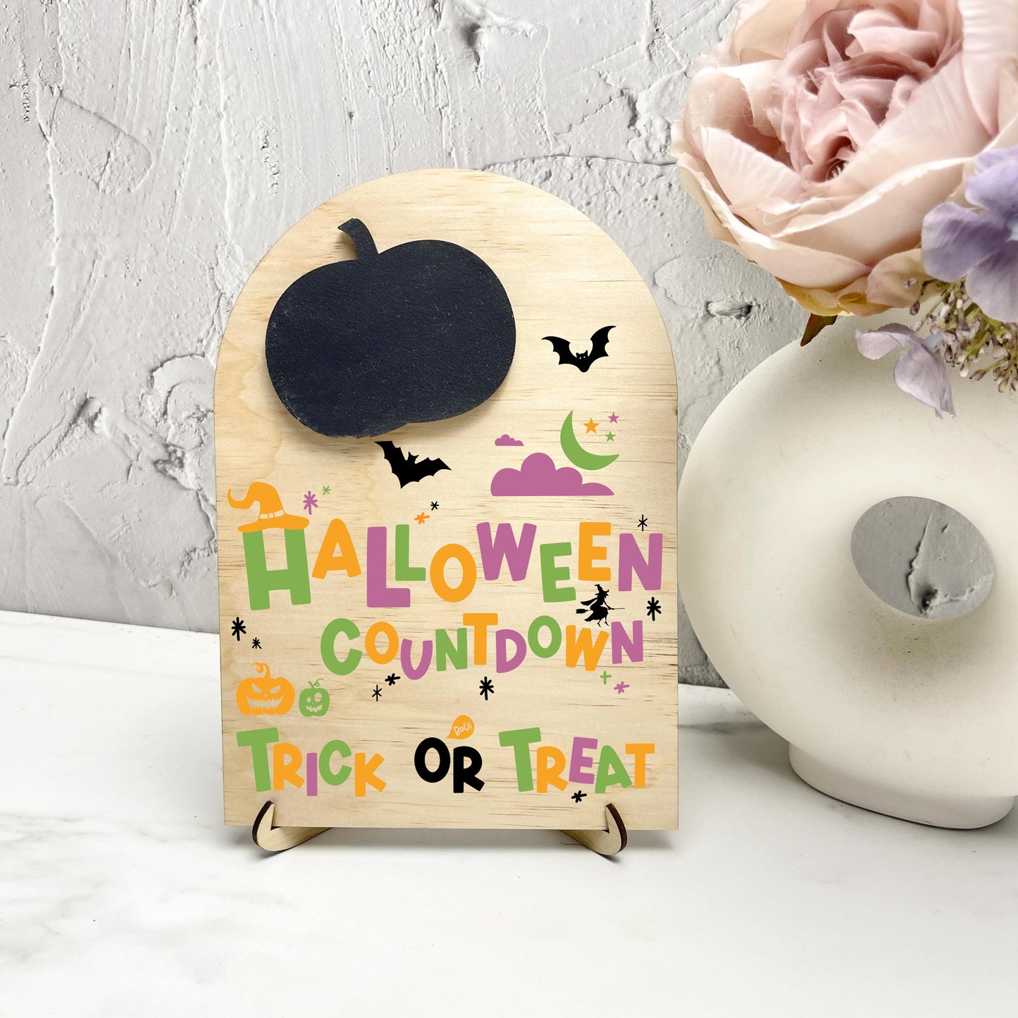Spooky Halloween Chalkboard, Spooky Halloween, Trick or Treat, witching hour countdown, october, ghostly decor, pumpkin countdown
