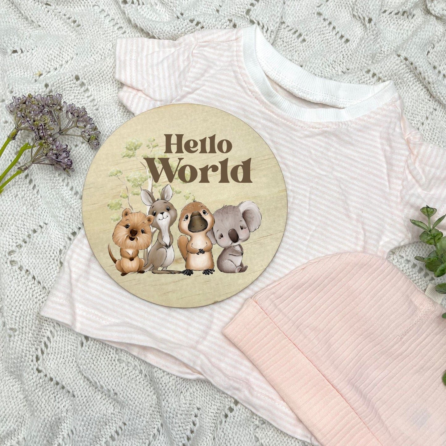 Hello World sign, baby announcement disc, Aussie Animals, koala, kangaroo, kookaburra