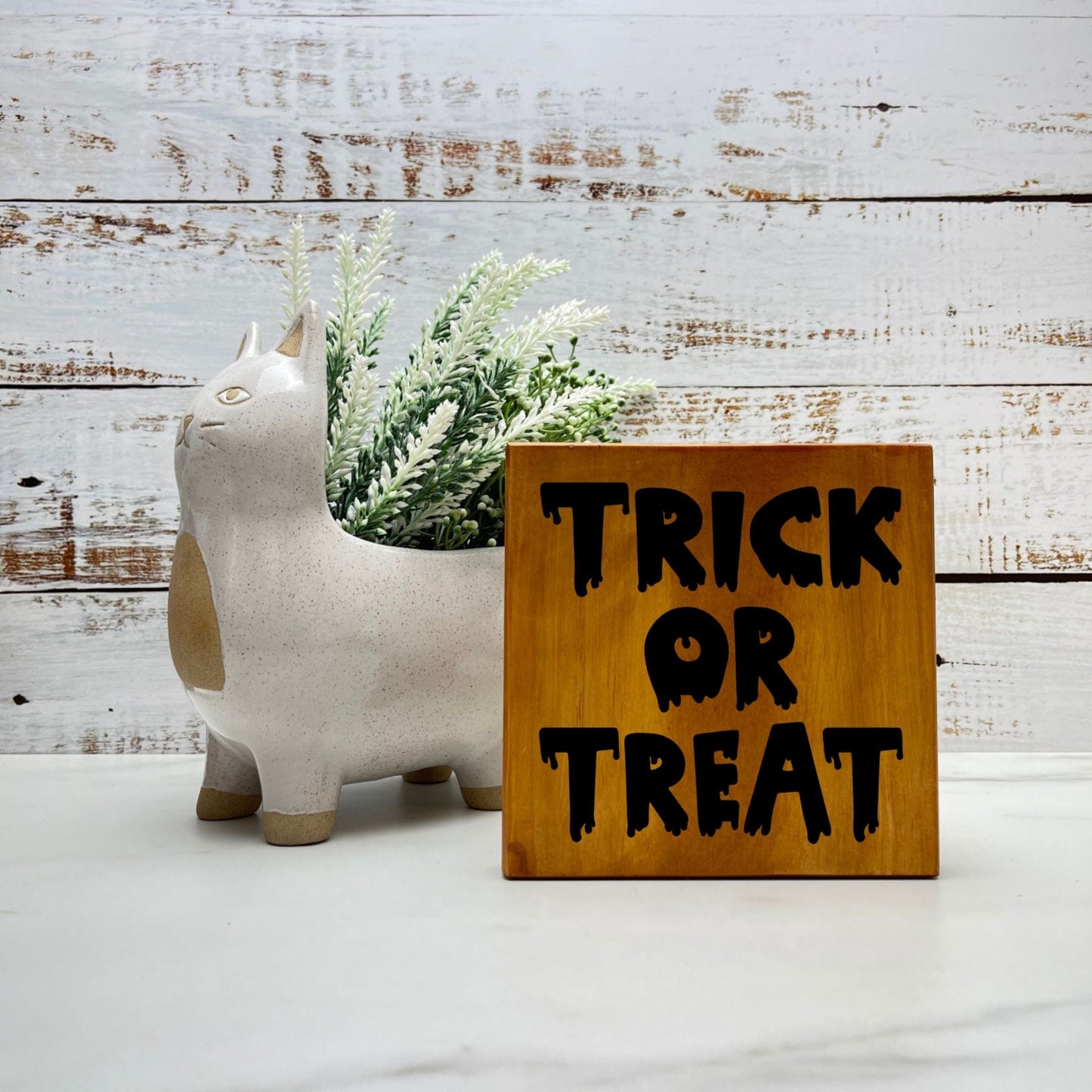 Trick or treat Wood Sign, Halloween Wood Sign, Halloween Home Decor, Spooky Decor