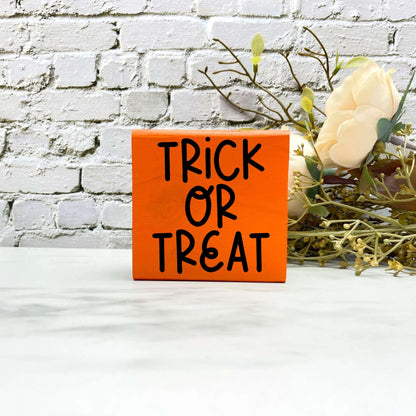 Trick or treat Wood Sign, Halloween Wood Sign, Halloween Home Decor, Spooky Decor