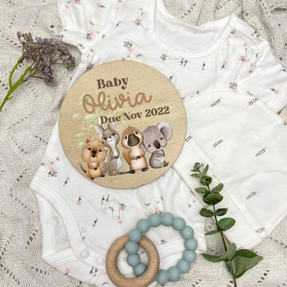 Pregnancy announcement disc, baby arrival sign, Aussie Animals, koala, kangaroo, kookaburra