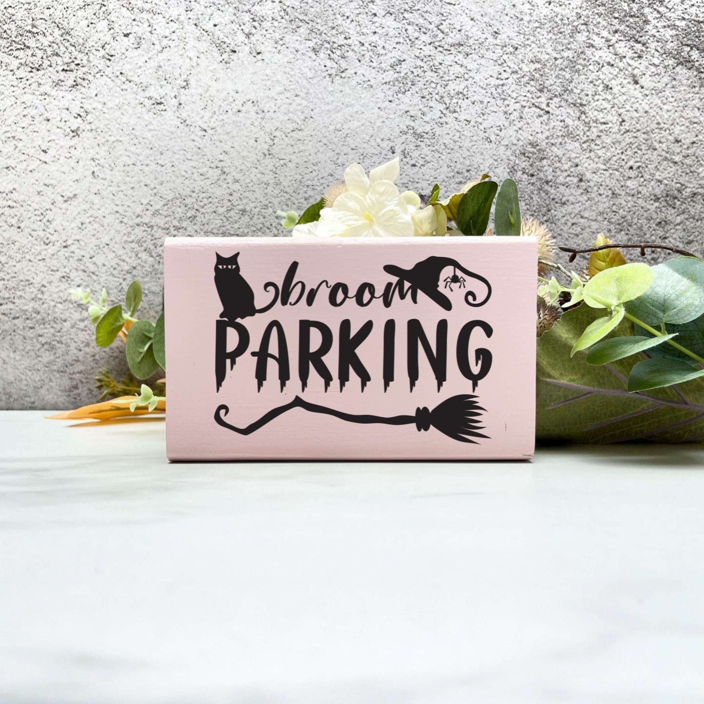 Broom parking Sign, Halloween Wood Sign, Halloween Home Decor, Spooky Decor