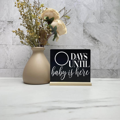 CarrouselCollective Days until baby is here - Mini Chalkboard countdowns