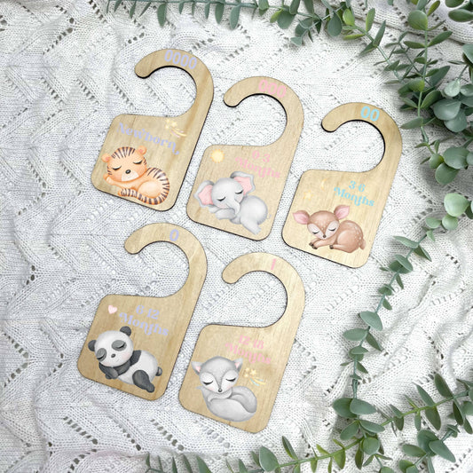 Nursery clothes dividers, baby clothing organiser, sleeping animals, animal nursery, cute animals