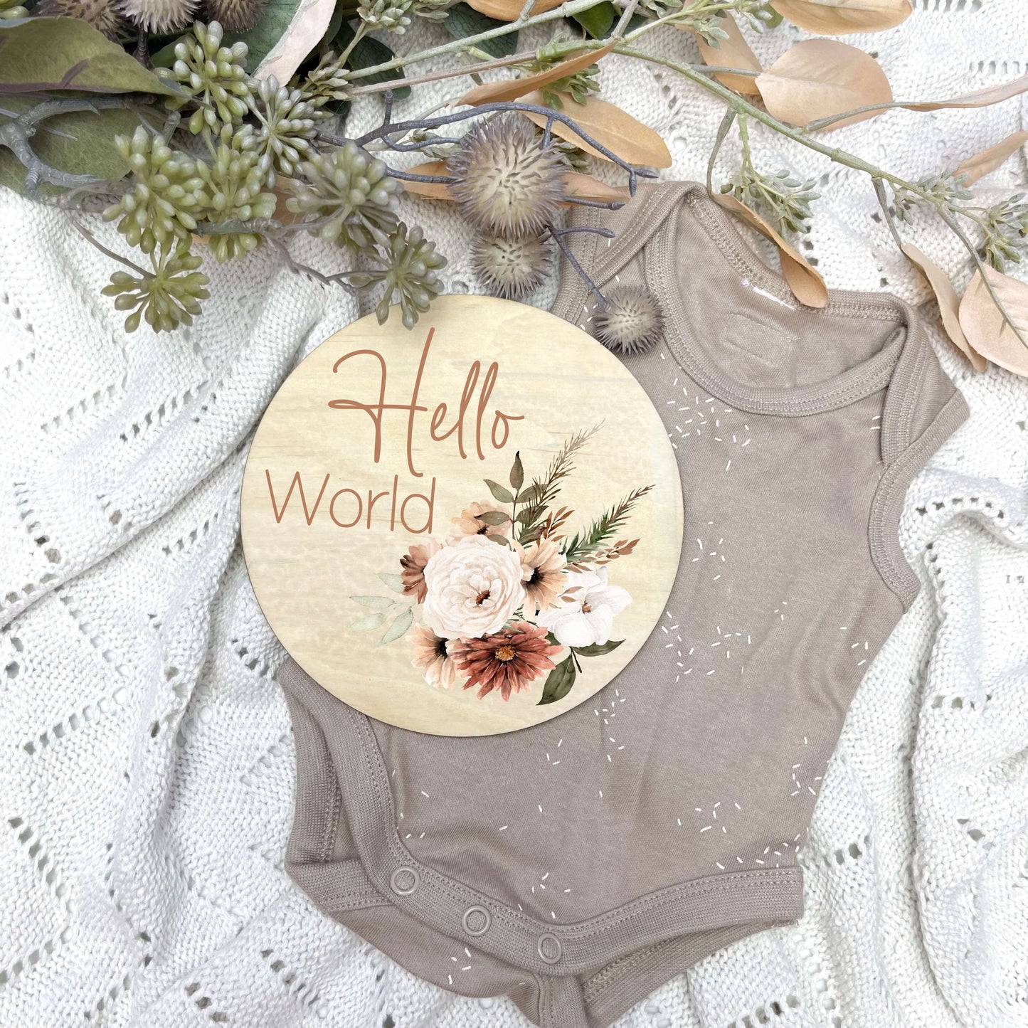 Hello World sign, baby announcement disc, floral nursery, flowers, girls room